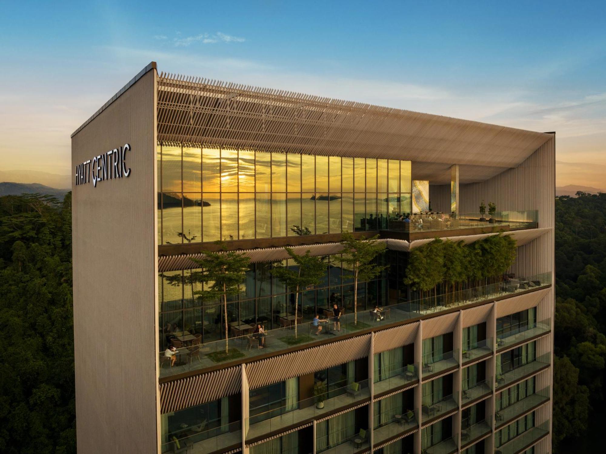 Hyatt Centric Hotel 5*
